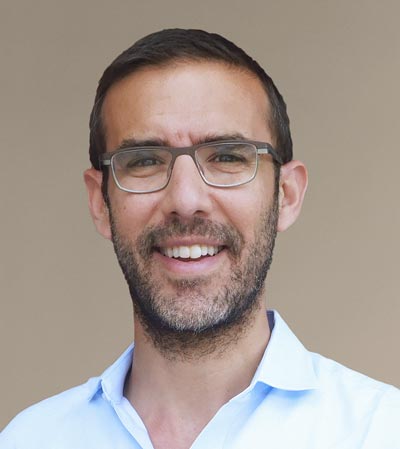 portrait of Joshua Weitz